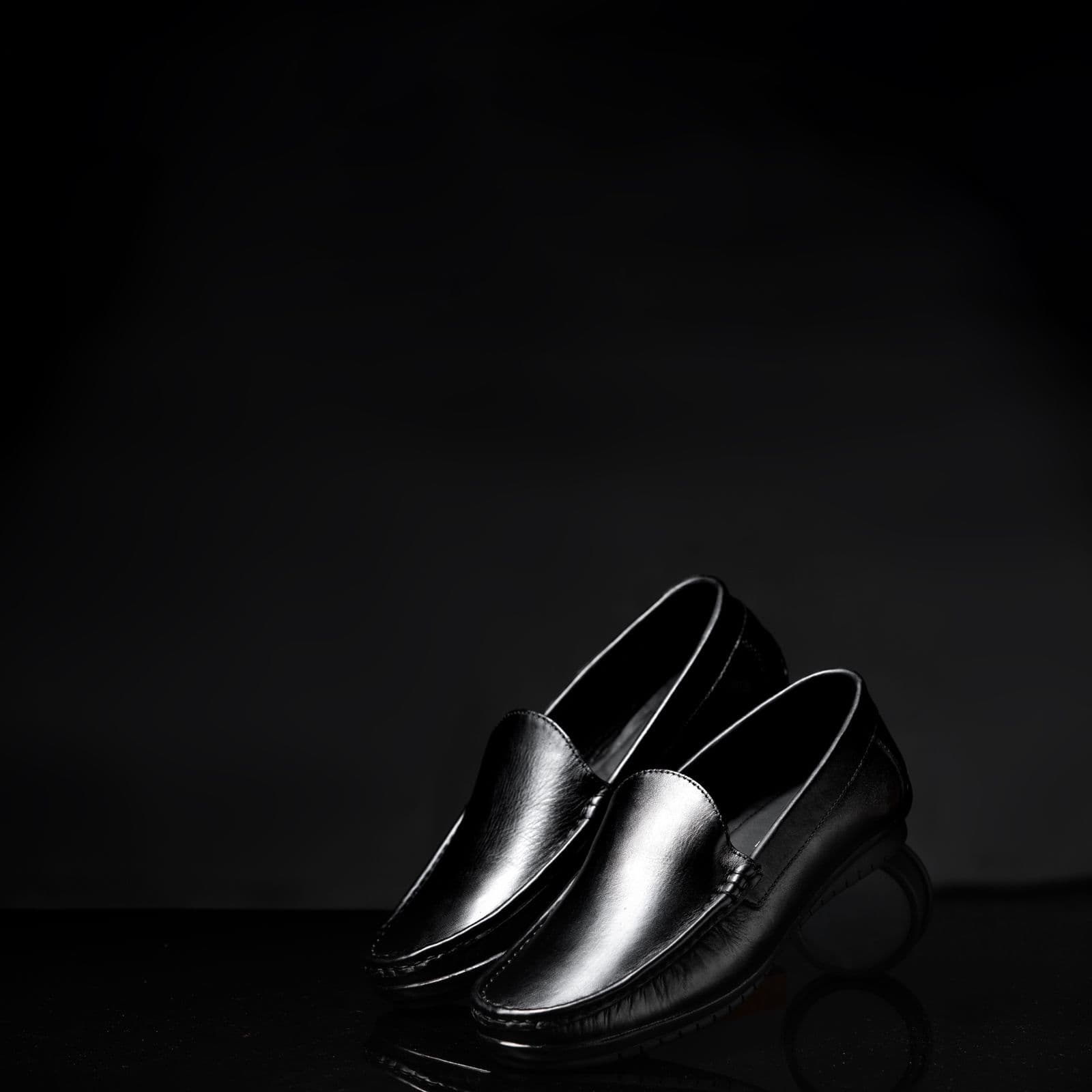 Leather Loafers in black, photo 1