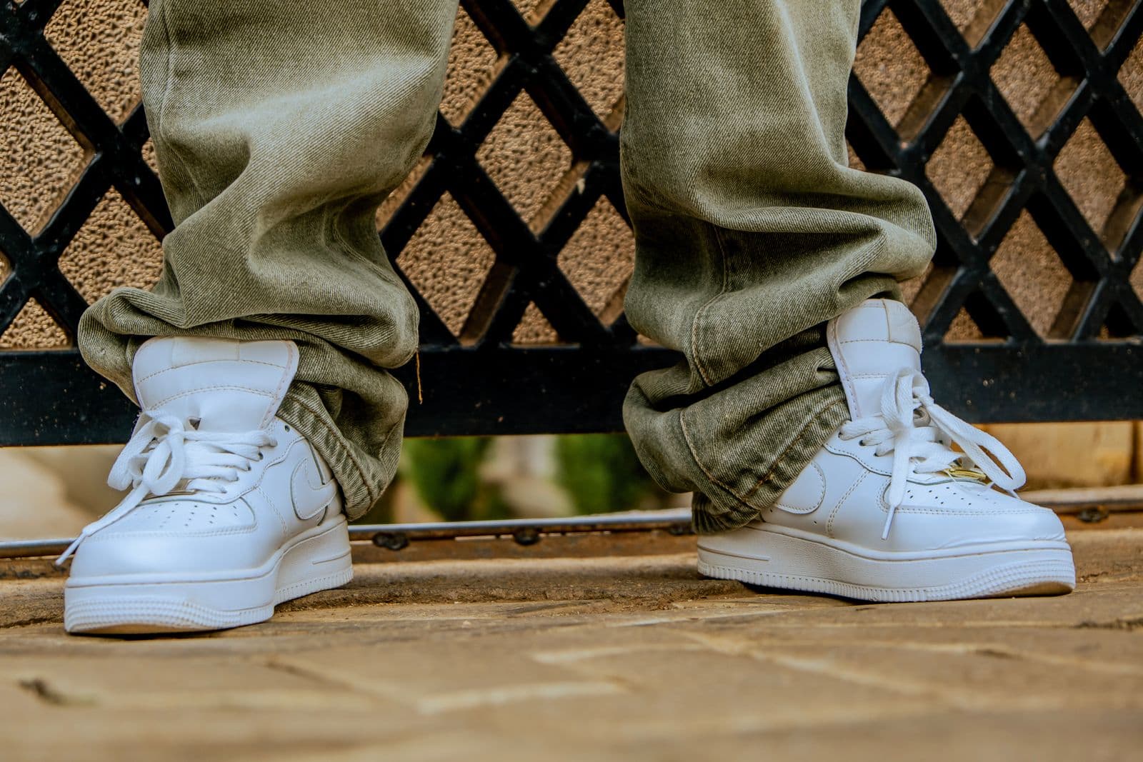 Canvas Sneakers in white, photo 3