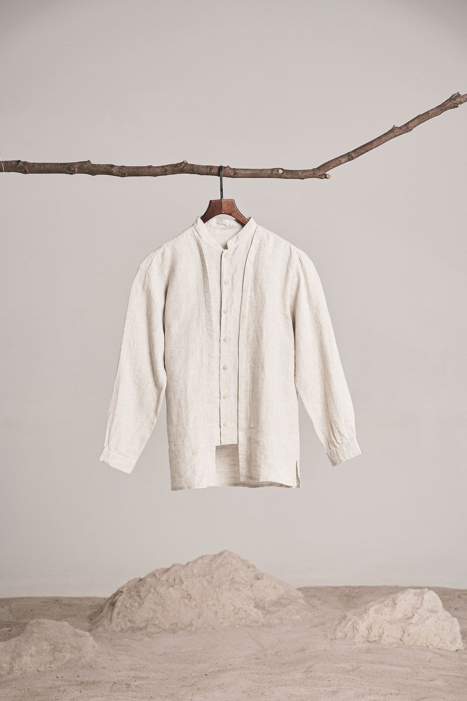 Linen Shirt in sand, photo 1